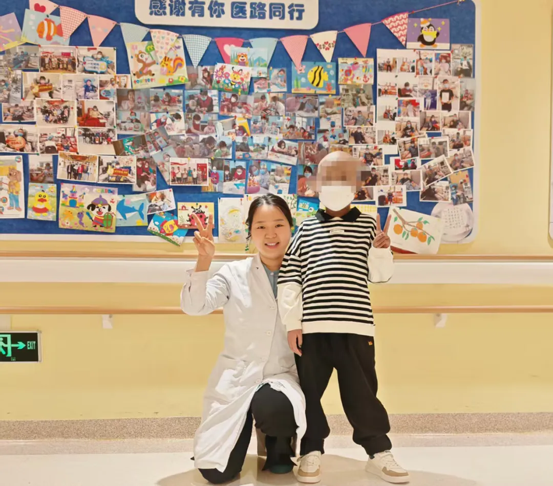 Xiao An arrives in Beijing from Argentina for his third transplant