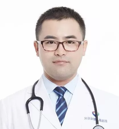 Liu Zhouyang, Head of Ward 8 in the Hematology-Oncology Department at Beijing Jingdu Children's Hospital